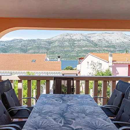 4 Bedroom Beautiful In Korcula