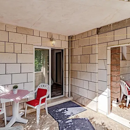 Apartman 4 Bedroom Beautiful In Korcula