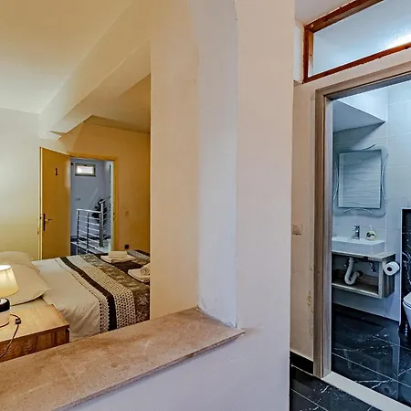 4 Bedroom Beautiful In Korcula Apartman