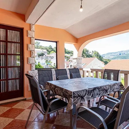Apartman 4 Bedroom Beautiful In Korcula